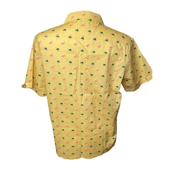 Public Art Flamingo Palm Men’s Yellow Short Sleeve Shirt Size XL - Picture 4 of 8